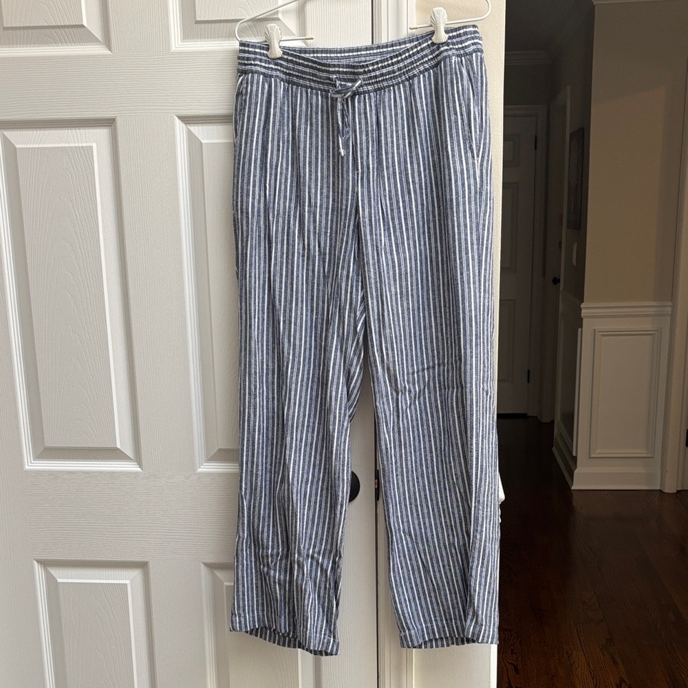 Old Navy Blue and White Striped Linen Wide Leg Pants